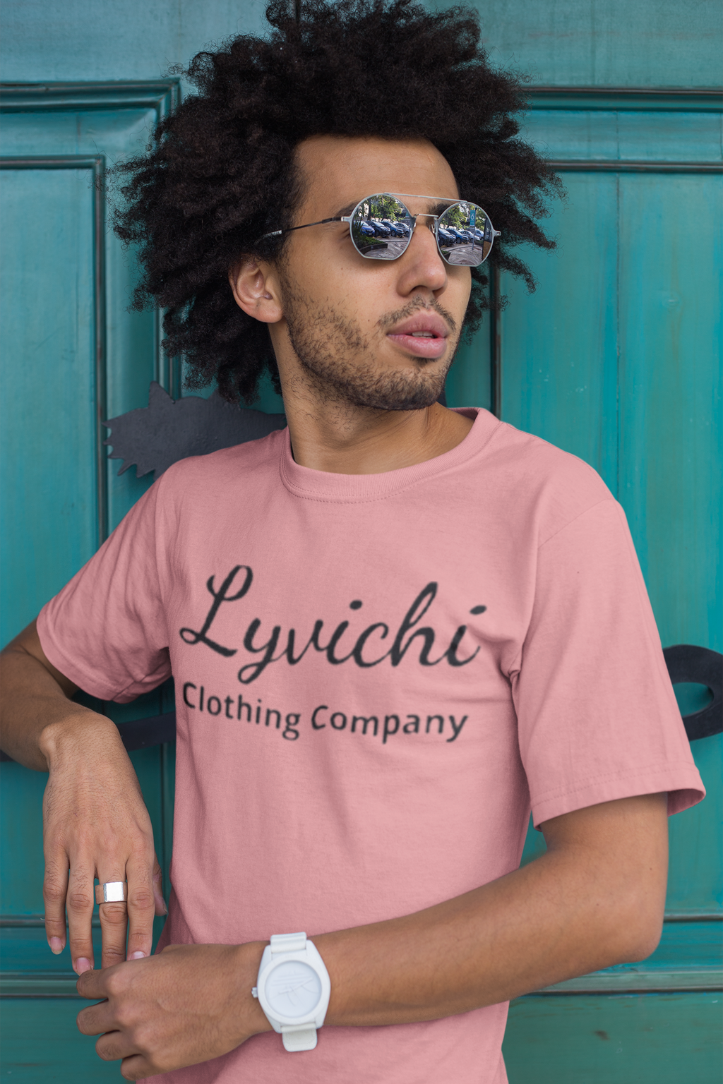 Lyvichi Men Short Sleeve T-shirt